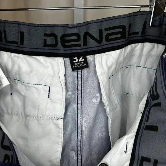 Denali Size 32 Lobster Chino Shorts Men’s Flat Front Preppy - Picture 5 of 8